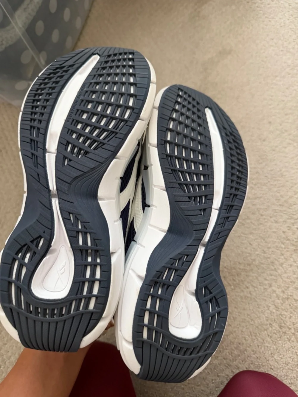 GUIZIO Reebok Sneakers - Picture 3 of 3
